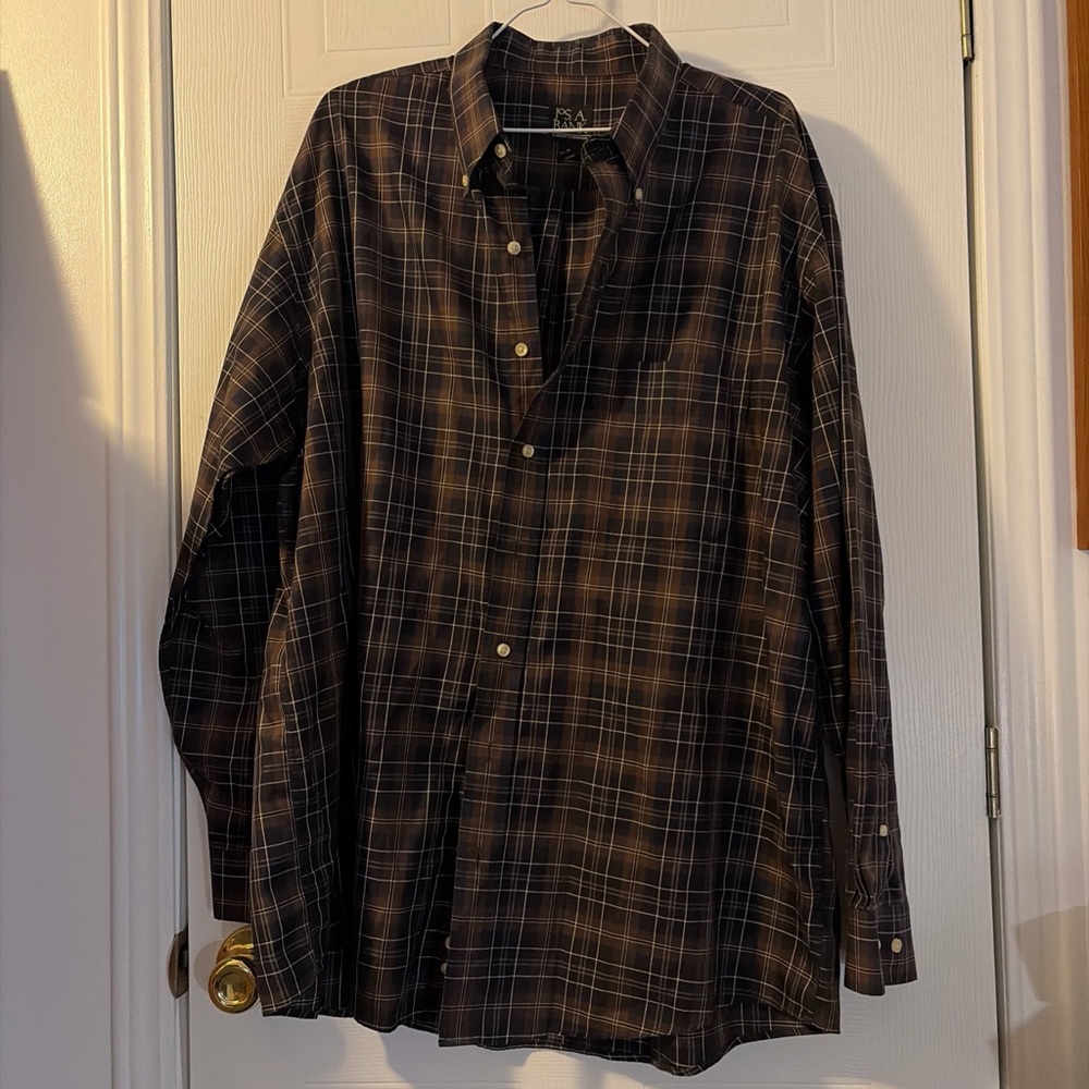 Joseph A Bank Traveler's Collection Men's L Brown Plaid Pattern Button-Up Shirt